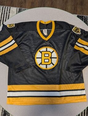 Boston Bruins NHL Men's XL CCM Maska Hockey Jersey